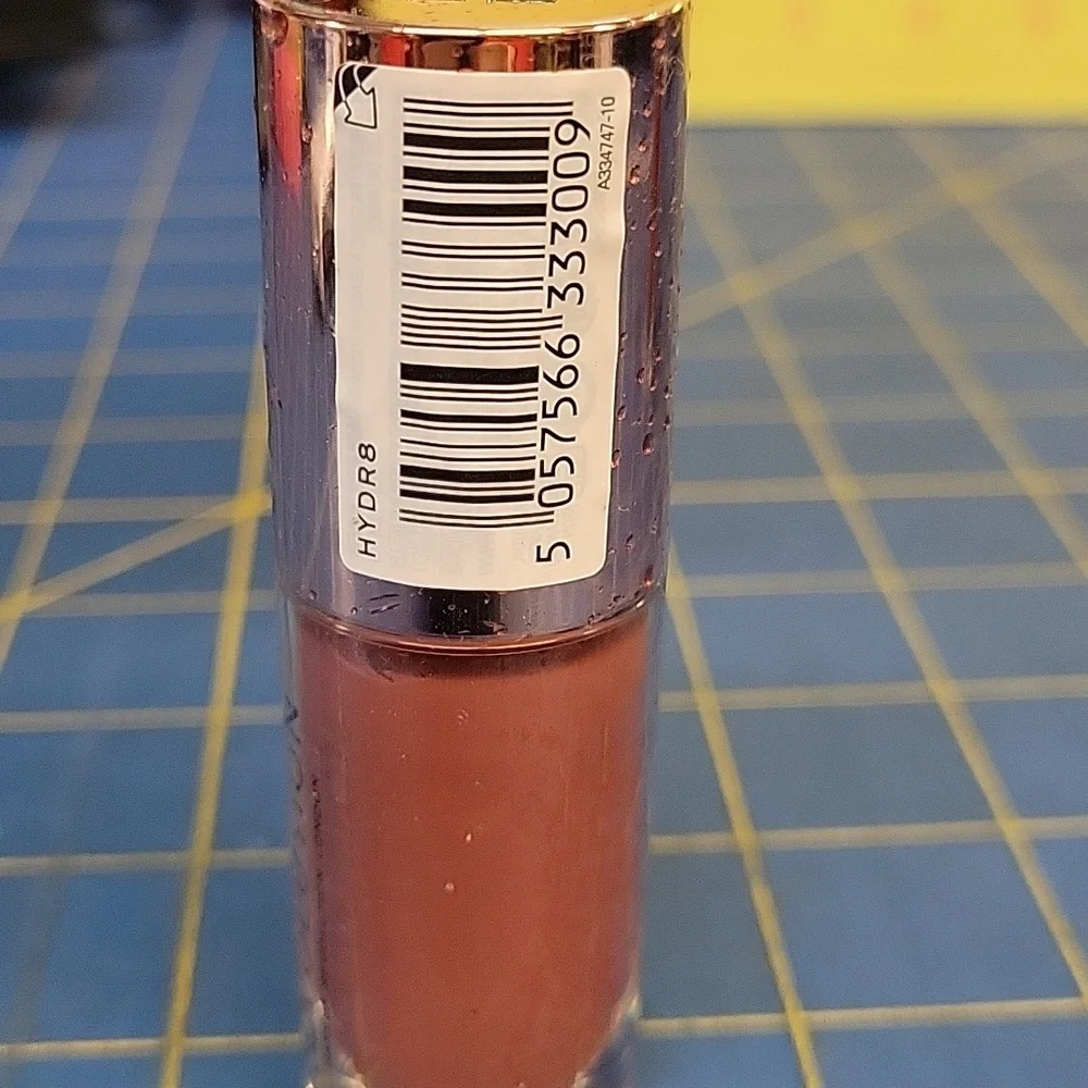 Revolution Lip Gloss w Peptides 4.6ml -  Hydr8